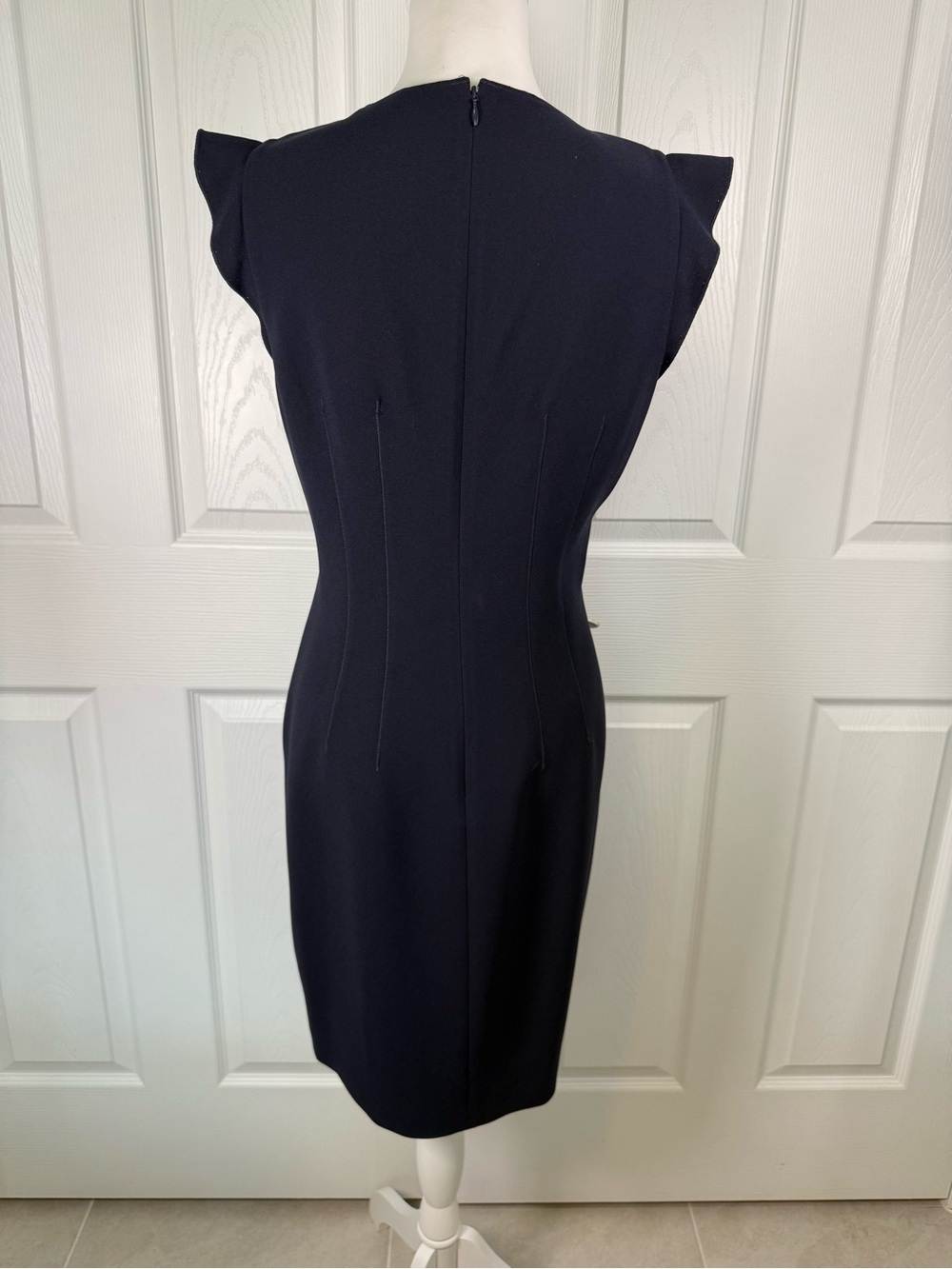 Elie Tahari Navy Cap- Flutter Sleeve Midi Sheath Dress ~8 - Picture 5 of 13